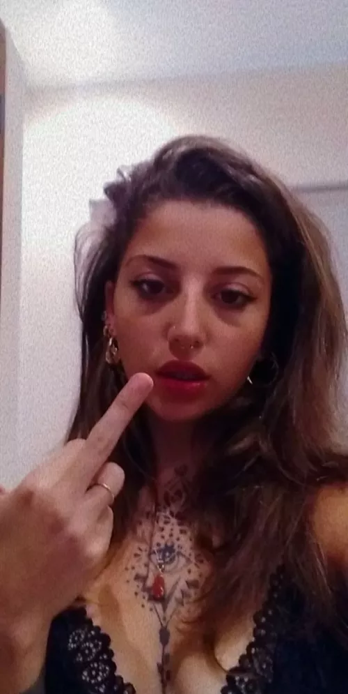 [domme] suck this pathetic beta🤣 for sure is bigger than your clitty