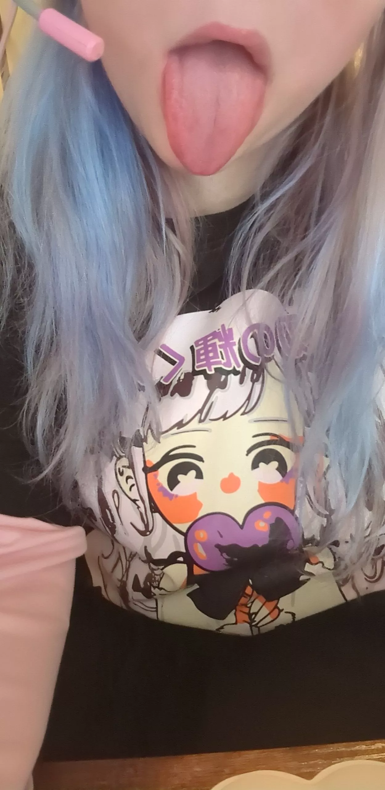 Don't be fooled by my pretty face and mouth, I'll still Dom you 😜