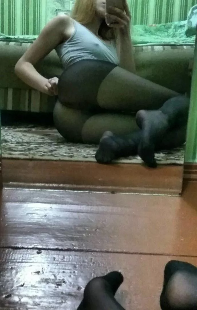 Don’t need panties under my tights