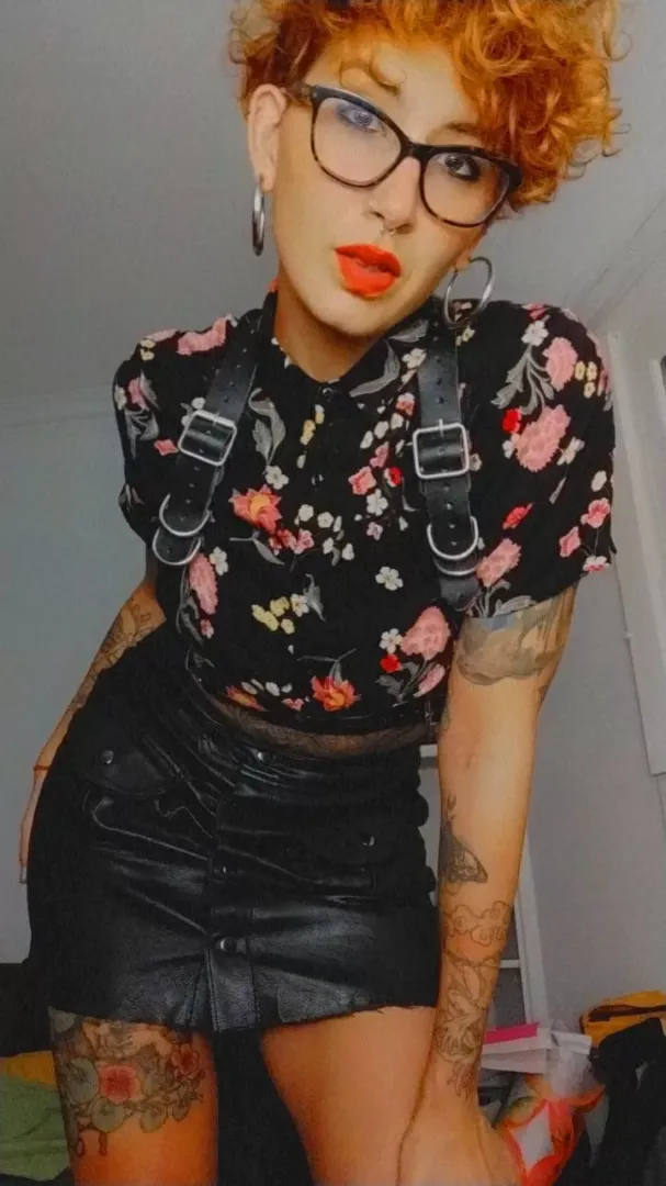 Don't use red lipstick that much but when I do....