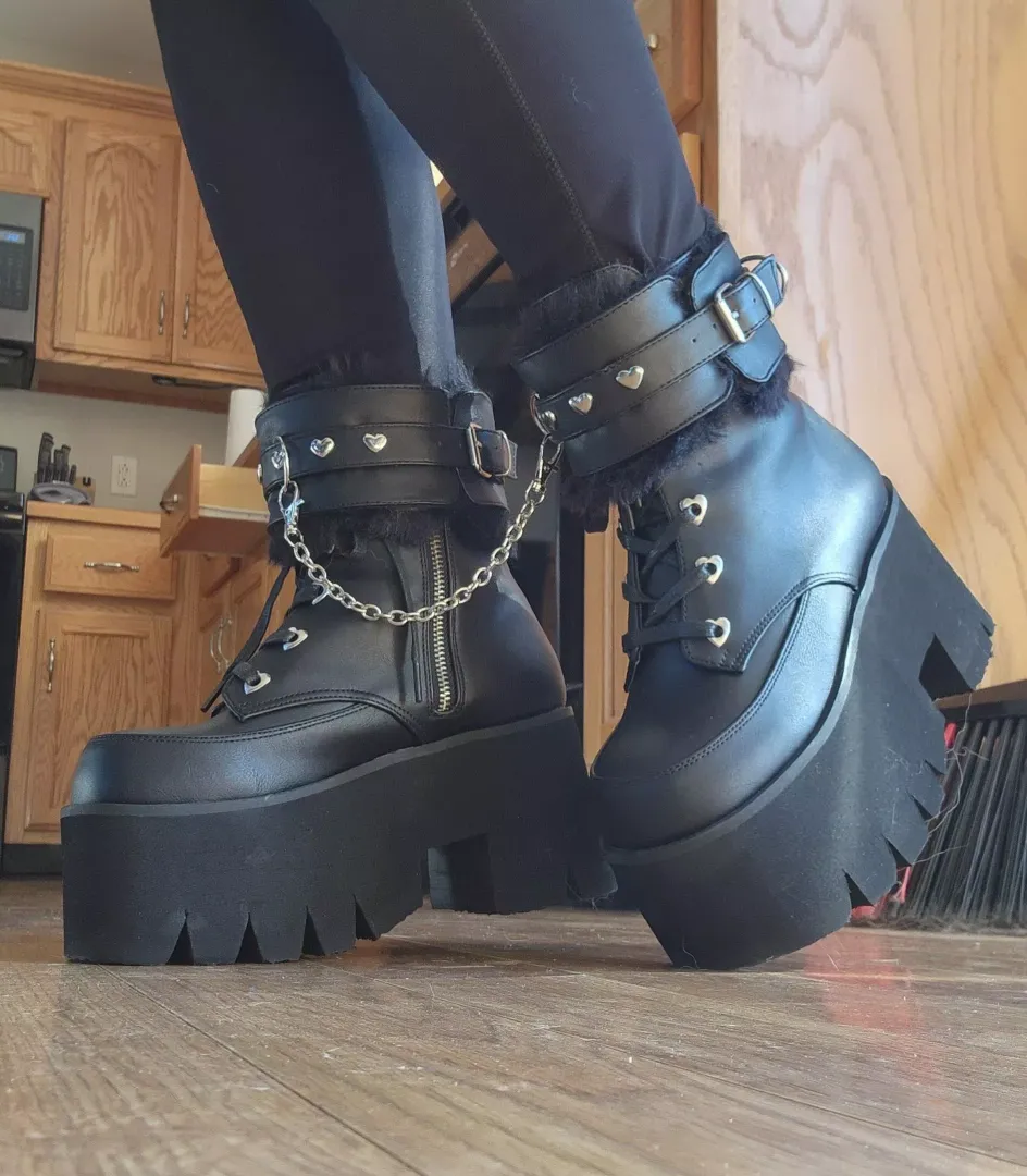 Double the trouble! I want to feel a man balls explode on my feet Be forever limp and infertile for me