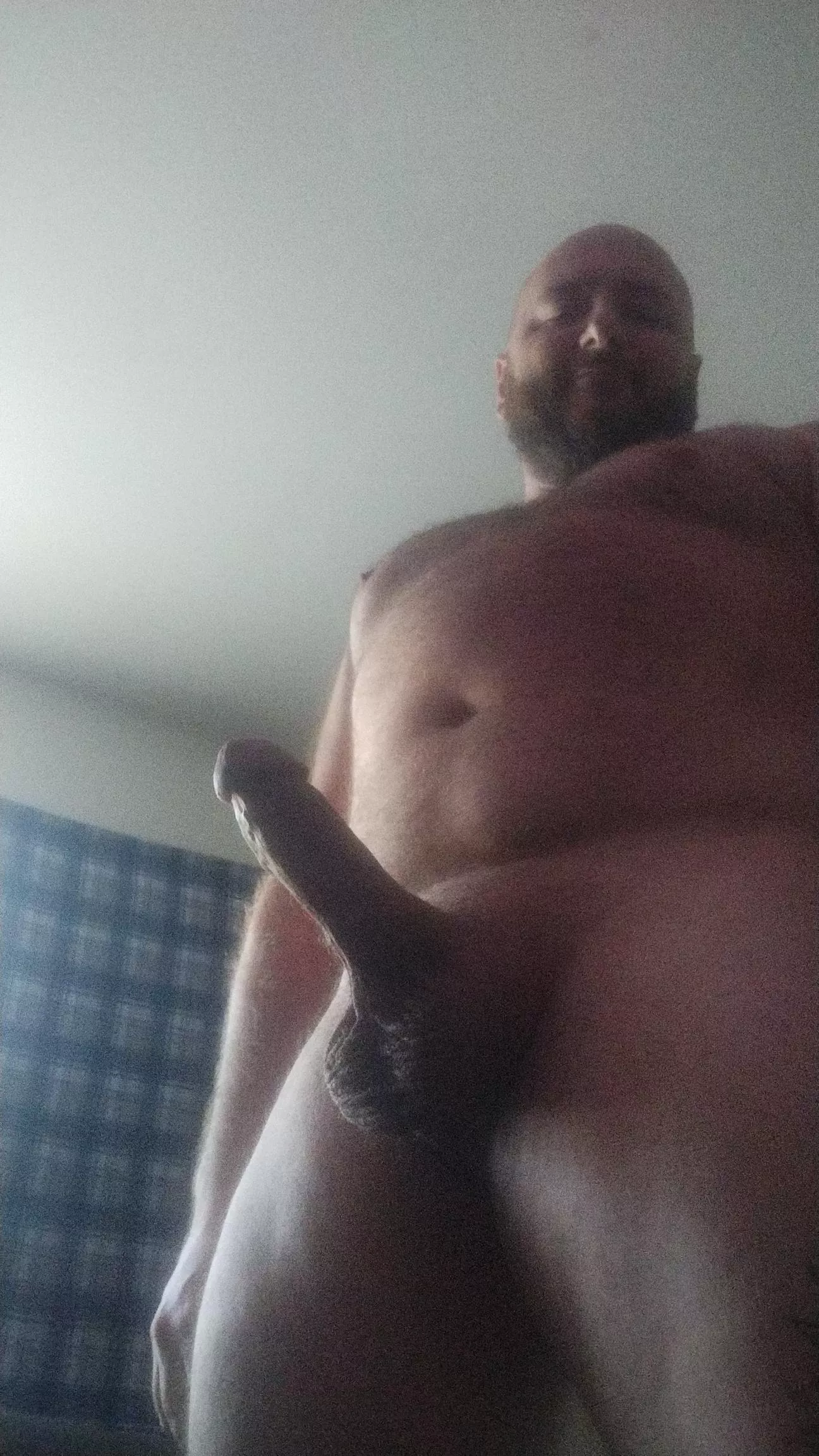 Down on your knees for this 30 y/o cock.