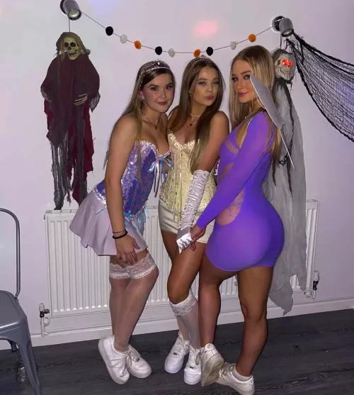 dress up