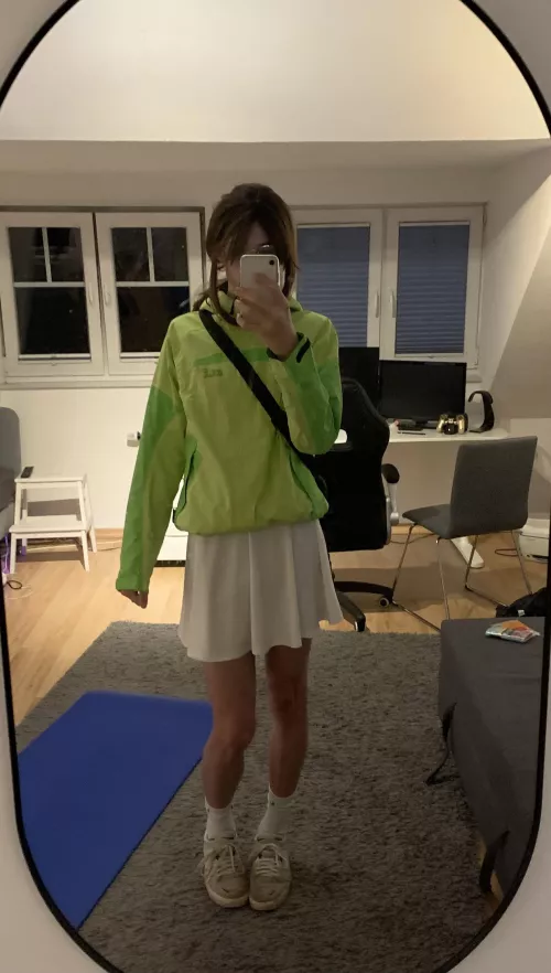 dripping at night 🐸