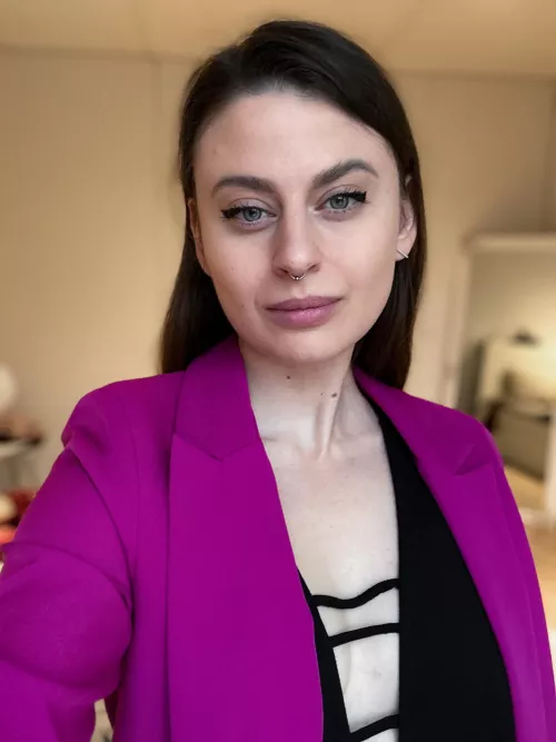 Eastern European x Iraqi 🖤