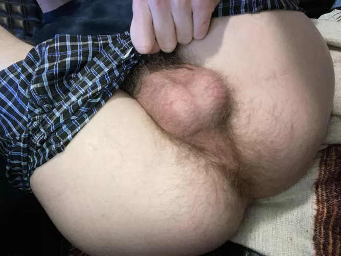 Eat it while I game?