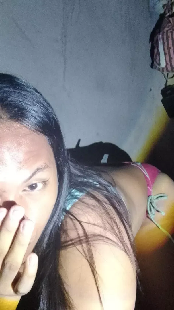 Eat or pass? 