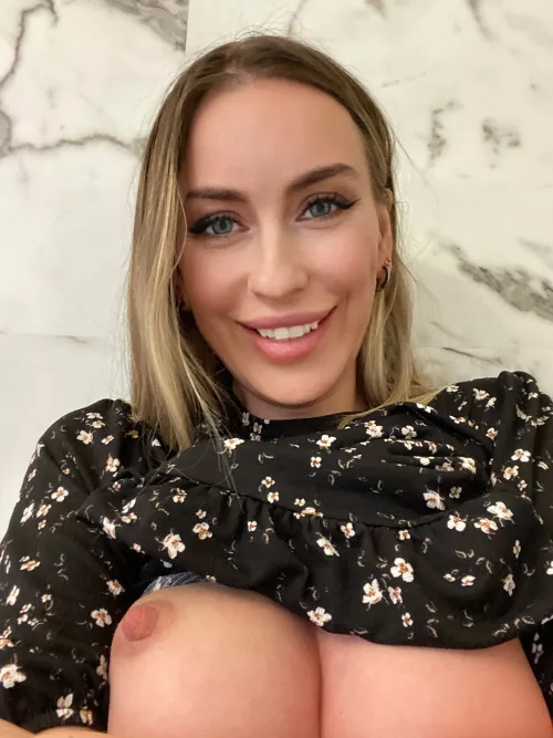 Either you will creampie me, or we don't fuck.