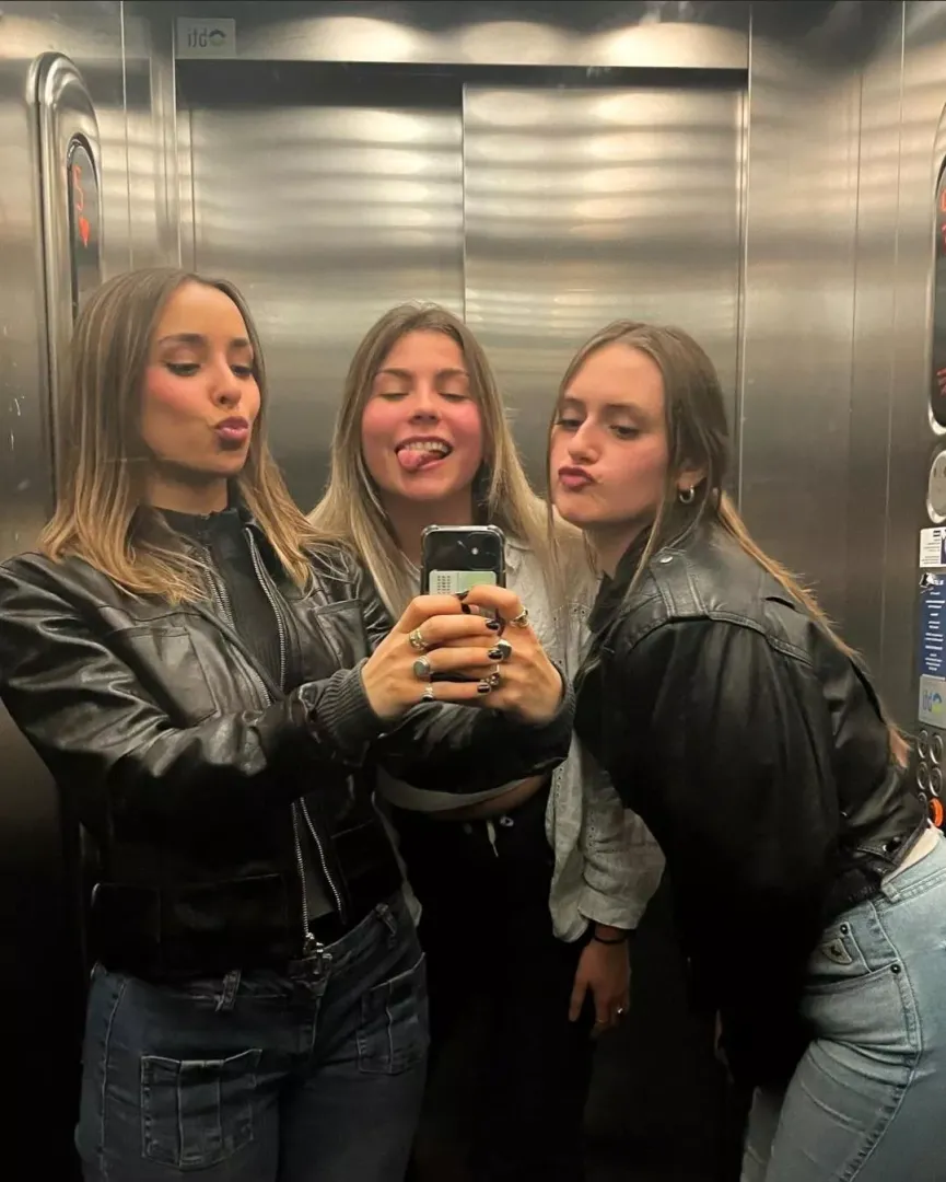 Elevator (1,2 or 3)