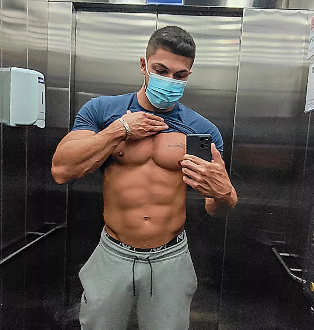 elevator bulge