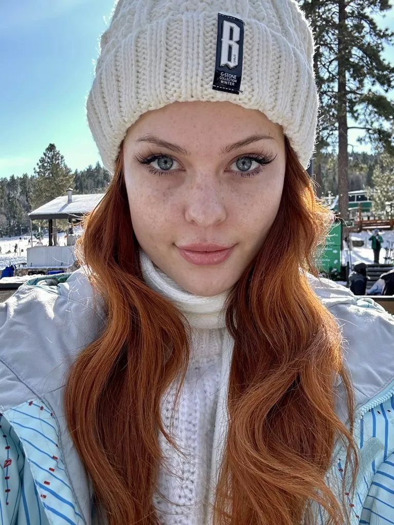 EllyAfterDark