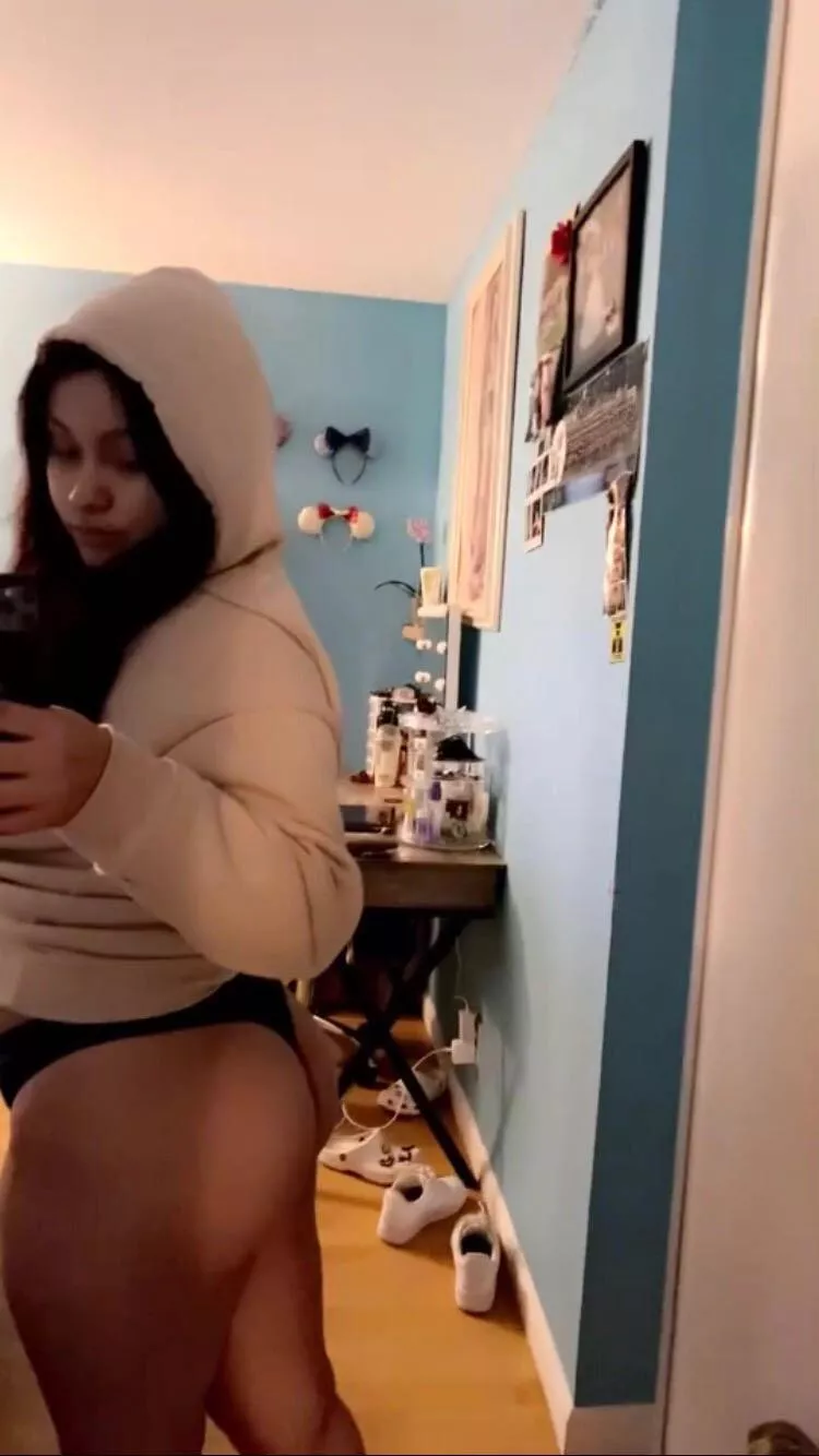 Emily Mendoza