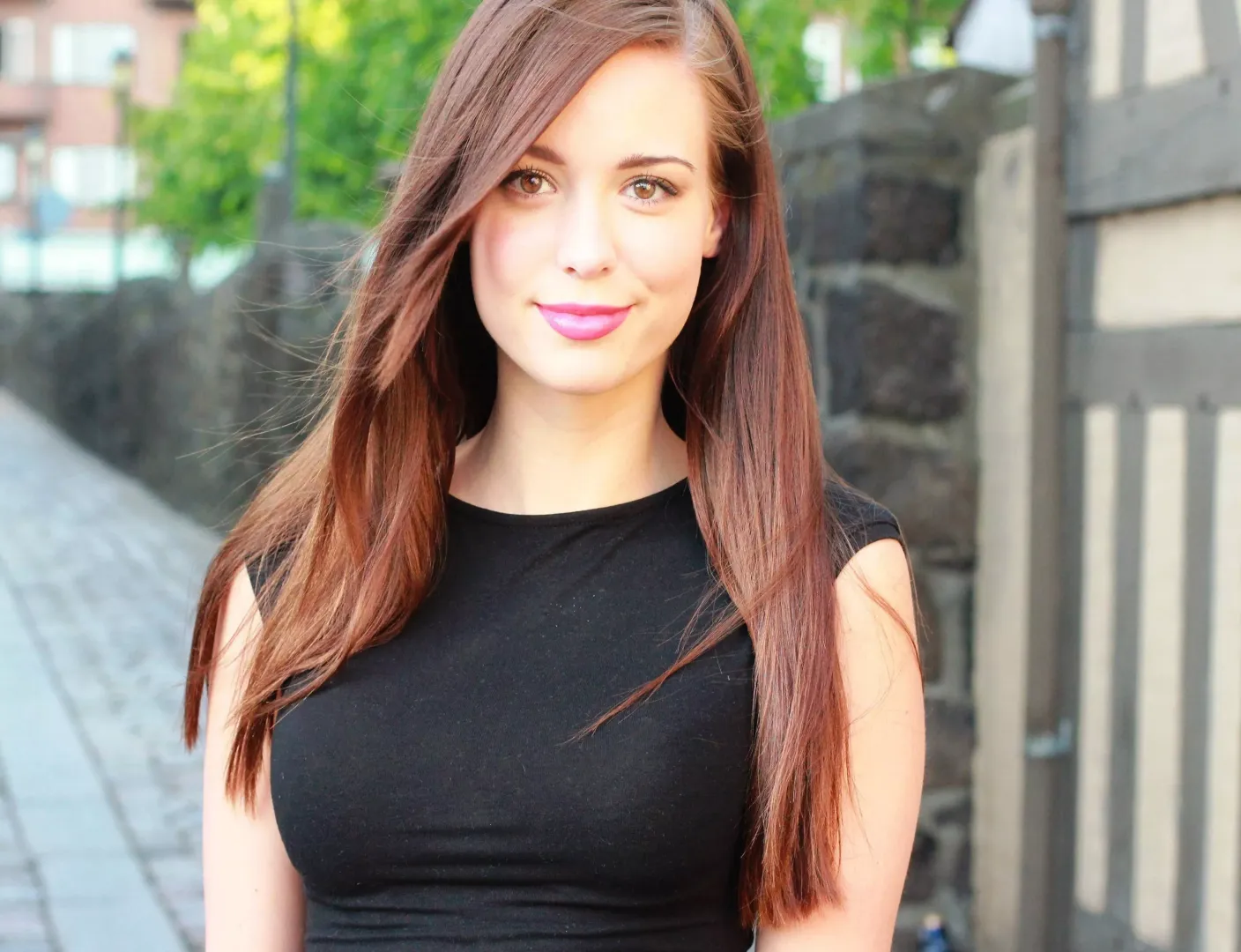 Emma Kathrine, Better known is Good Girl Gina