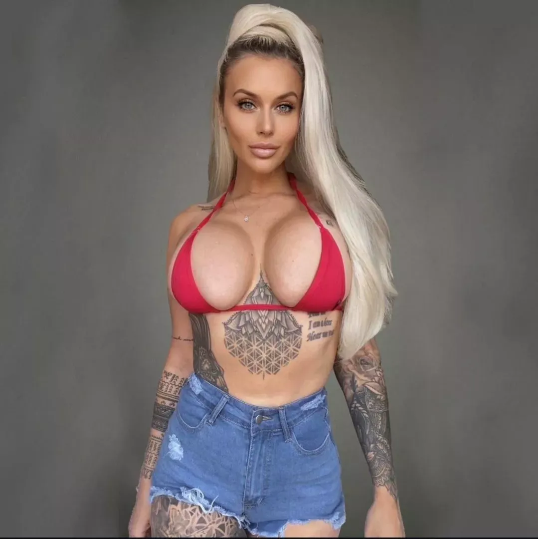 Empty head, inflated tits 