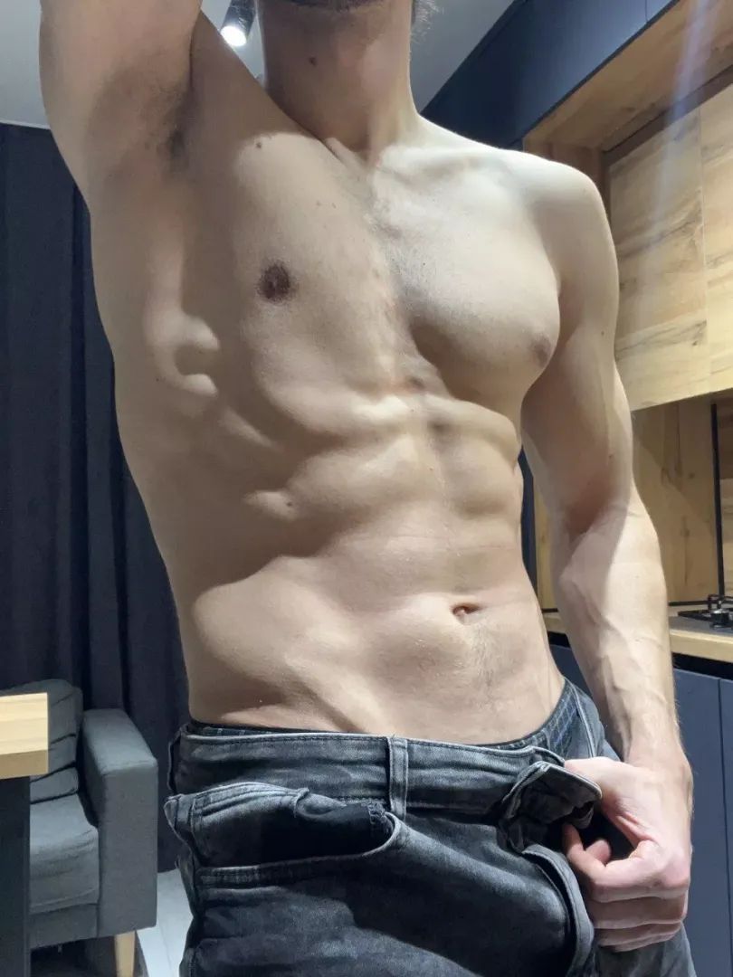 Enjoy my body aesthetics 😜