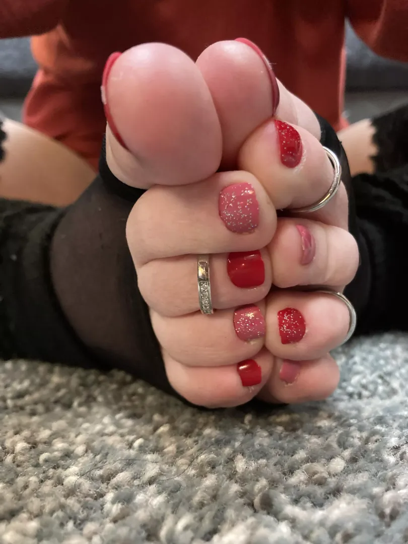 Enjoy your valentoes day looking at these candies.💋