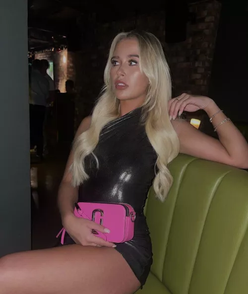 Essex slut Harriet
