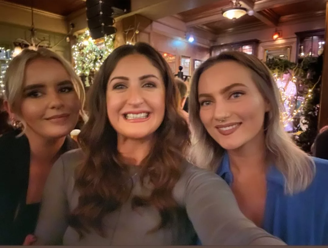 Eva Mc and friends