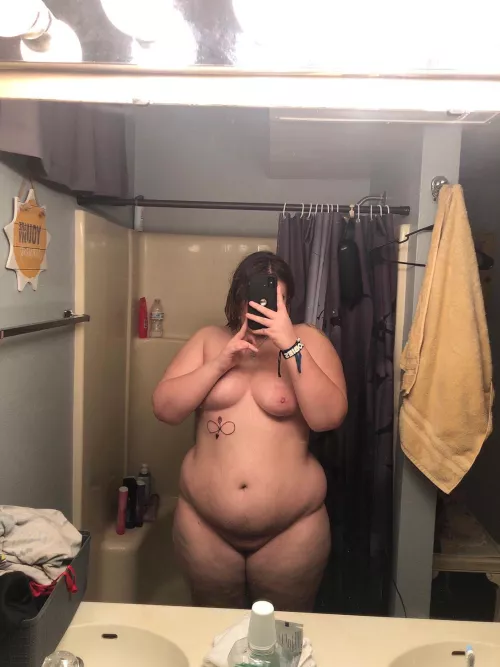 Even though I have some fat, am I still sexy? Rate me: 1/100. F 19