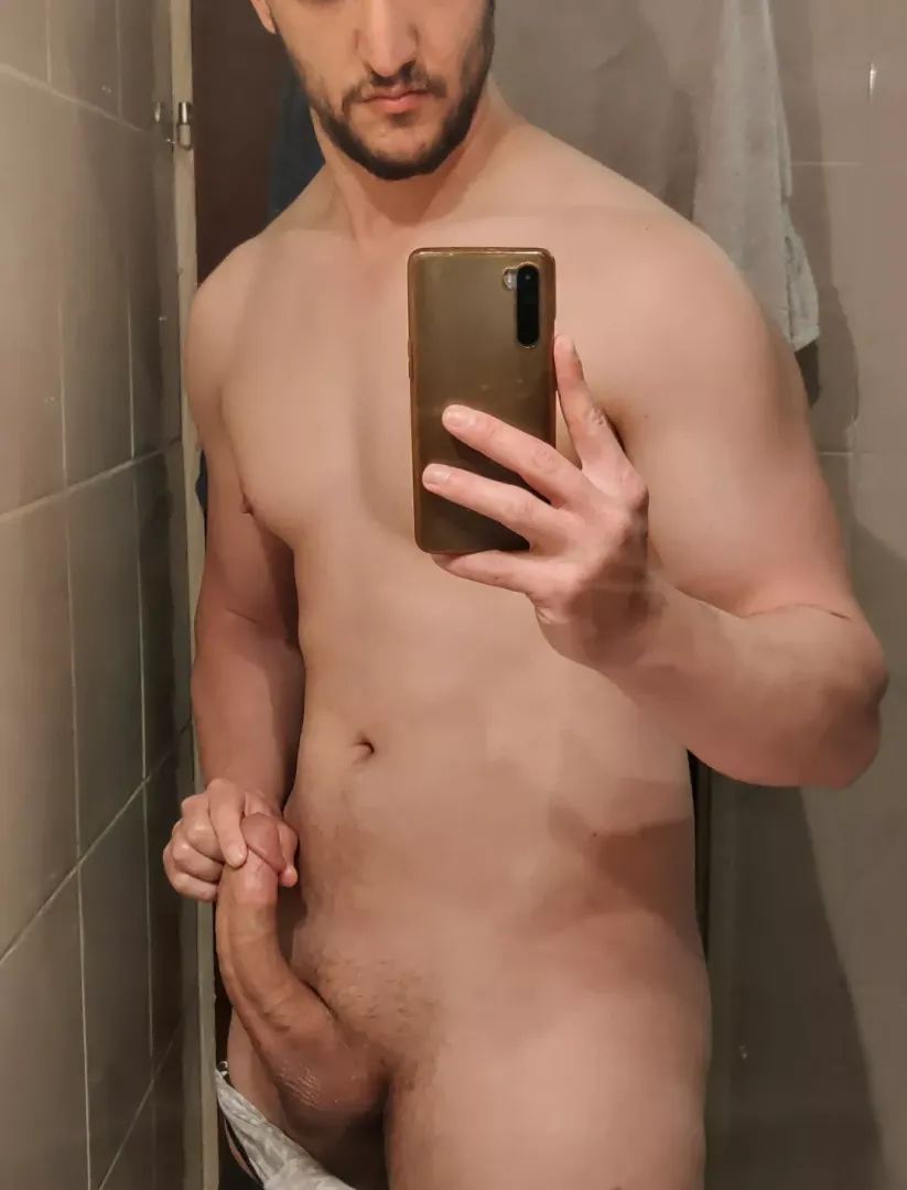 Ever deepthroated a curved cock like mine?