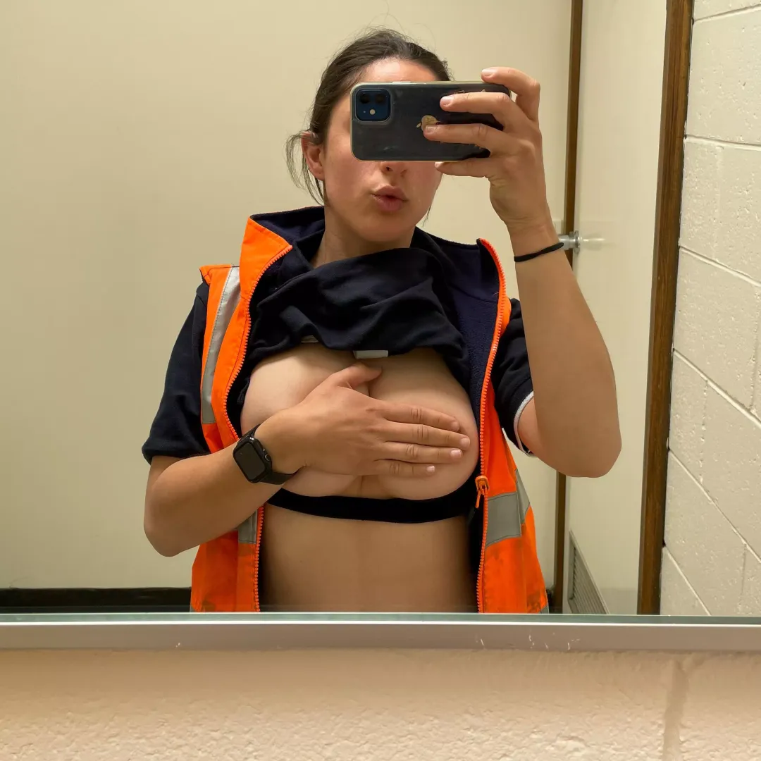 Ever done it with a tradie lady? 😜