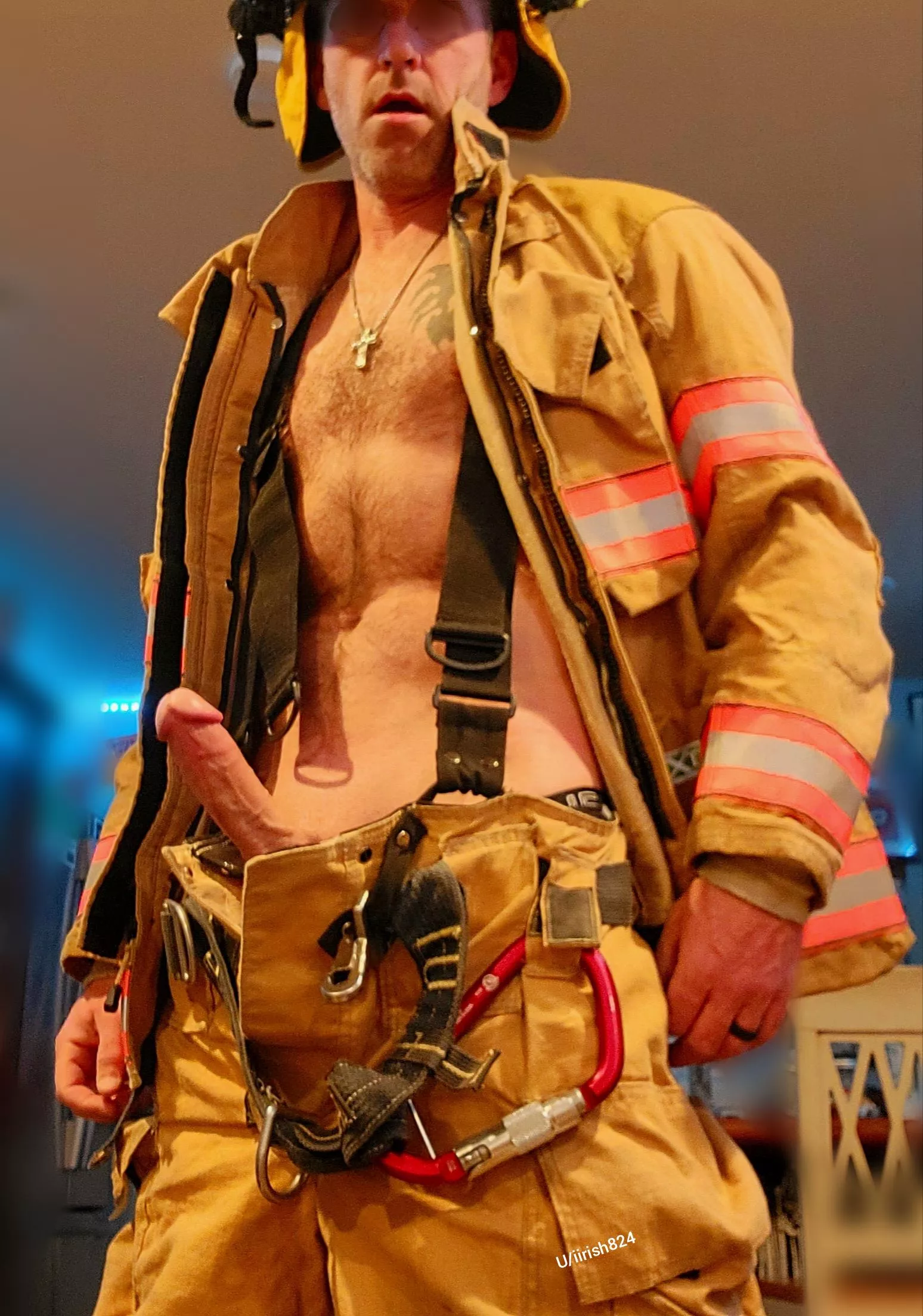 Ever wondered what tools a Fireman carries ?