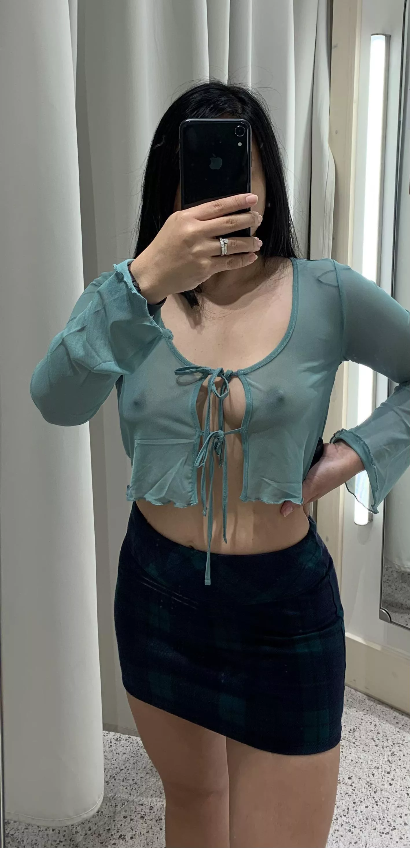 Every shade o(f) green makes my heart flutter 😉Hello Monday!