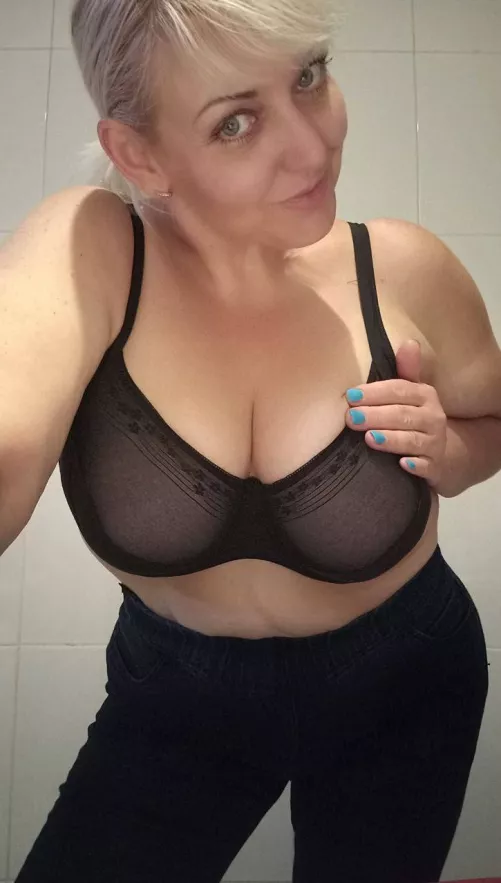 Everyone loves a good titty fuck, do you?