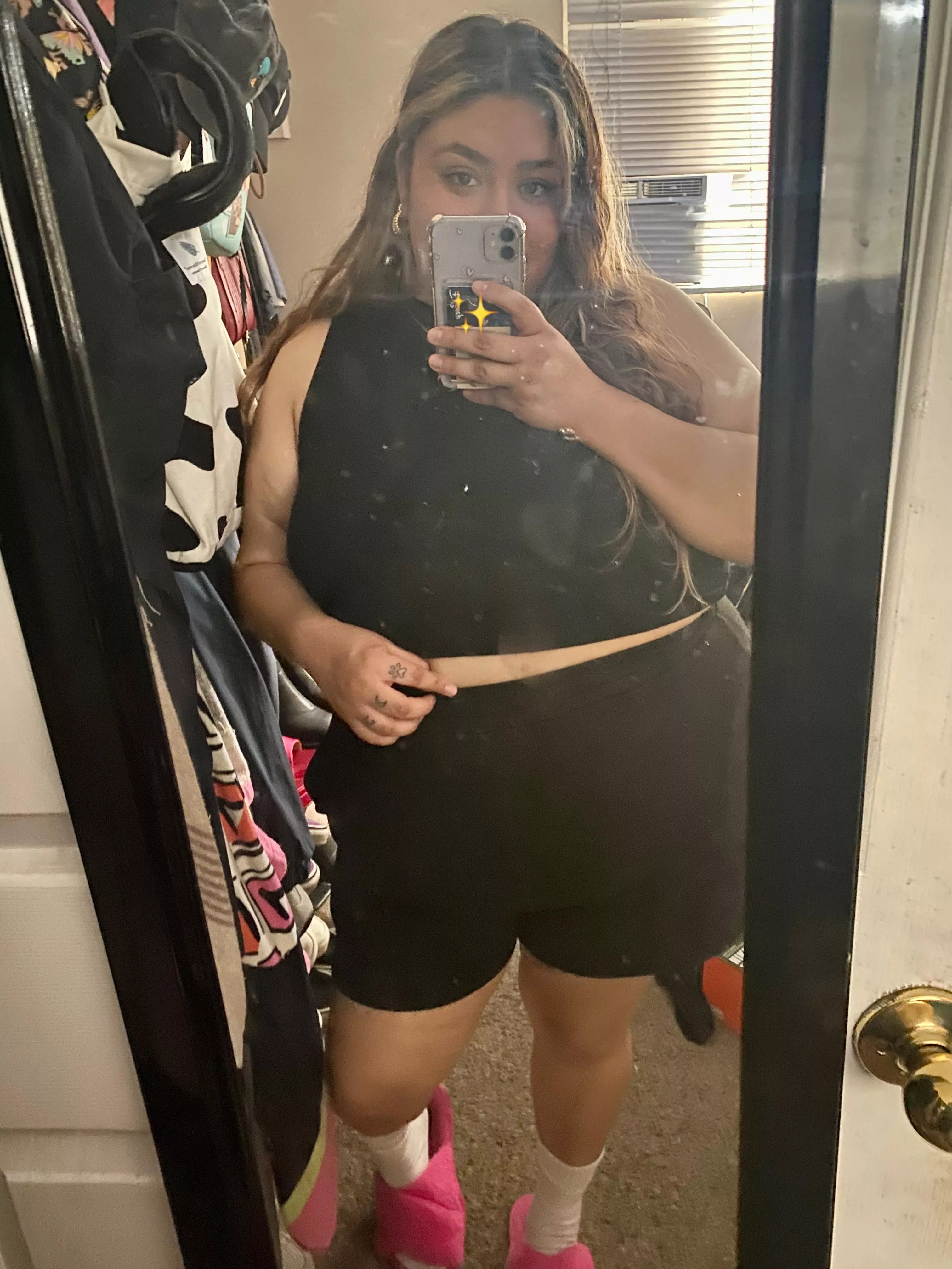 Excuse the dirty mirror, I can be a dirty girl sometimes 🤭