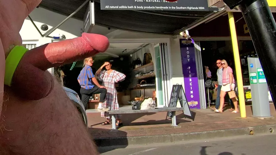 Exhibitionist public erection at WNBR gets approval from guys AND gals!