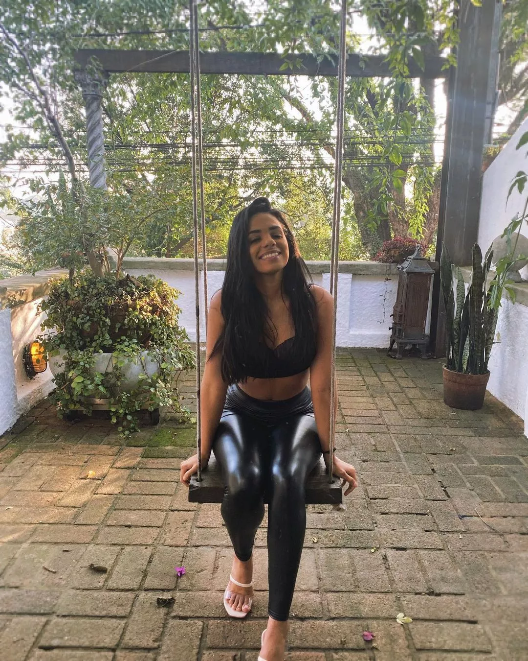 Extra shiny on a swing
