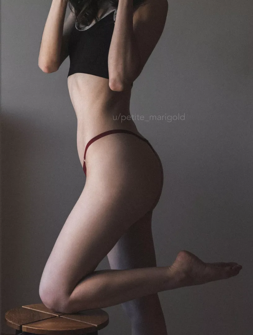 Extra small so you can throw me around 😝