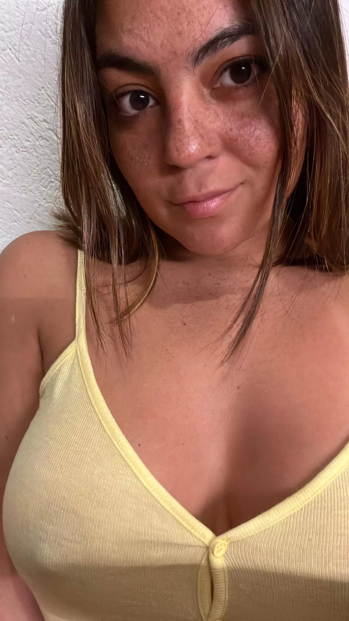 Eyes are up here 😜