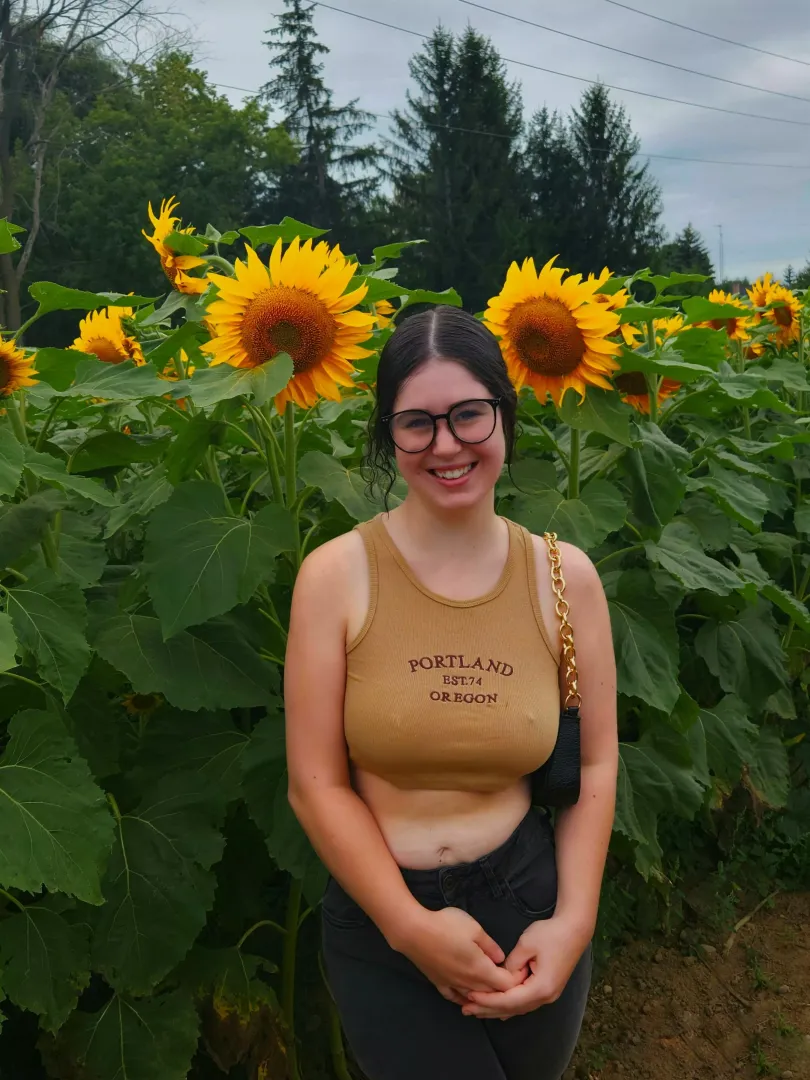 🌻 [f]