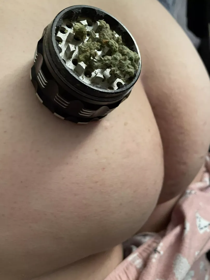 😶‍🌫️(F)