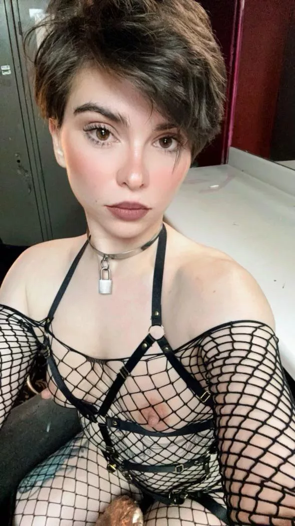 [f] get over here
