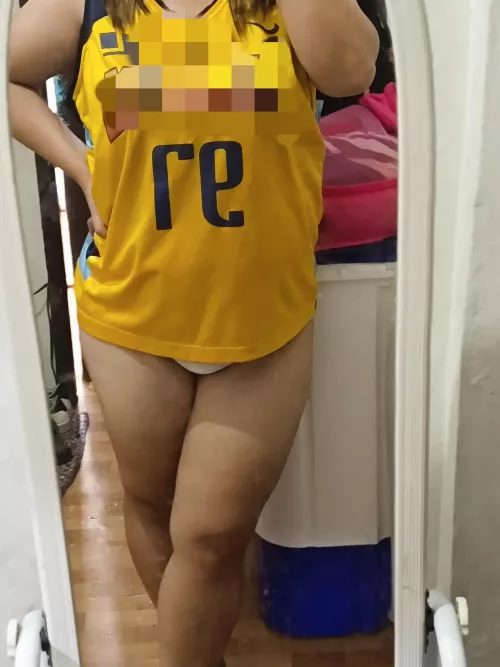 (F) Hue