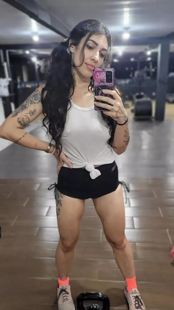 [F] I forgot my sports bra.