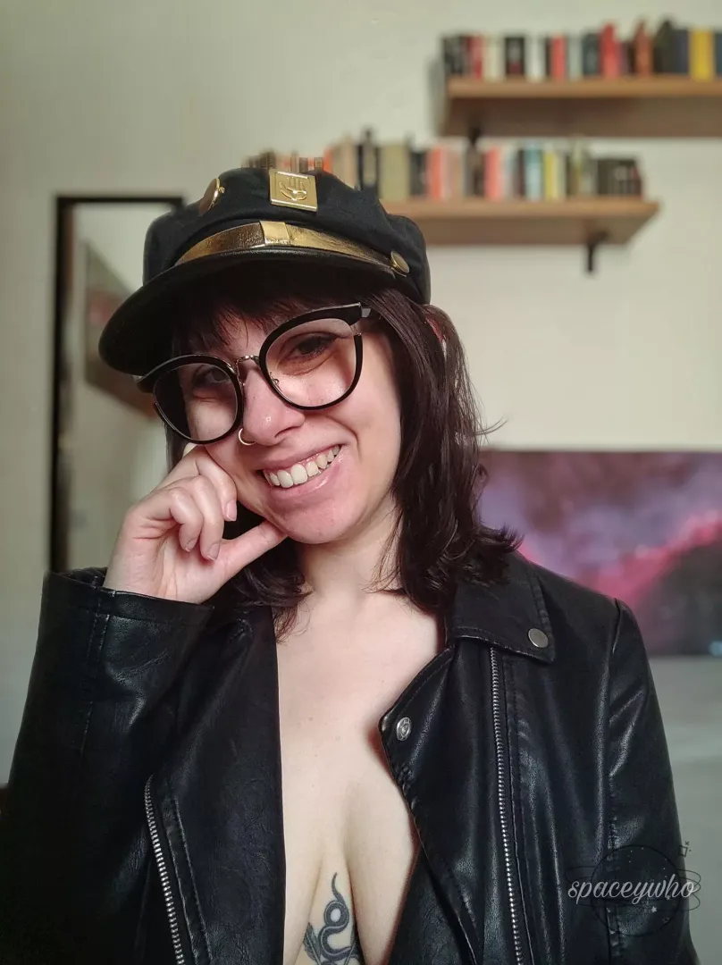 [F] I'm gonna wear my new hat anywhere I go