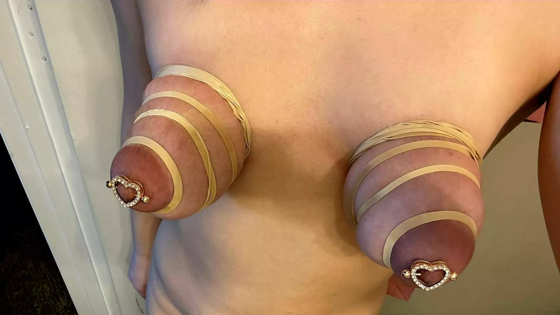 [F] my first time with rubber bands!