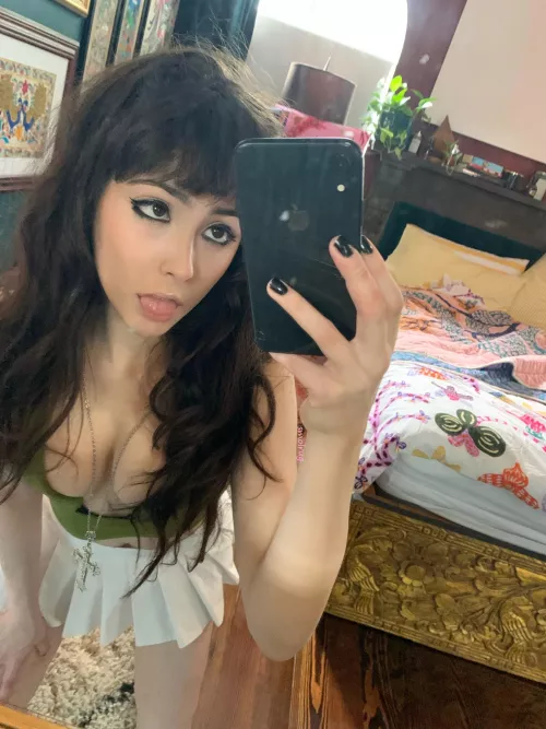 [f] smol gf looking for anime bf 💚18f
