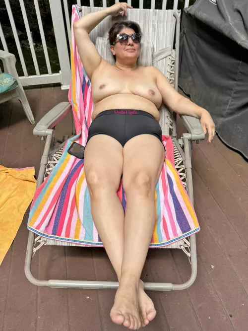 [F] - Topless sunbathing at 53 feels good