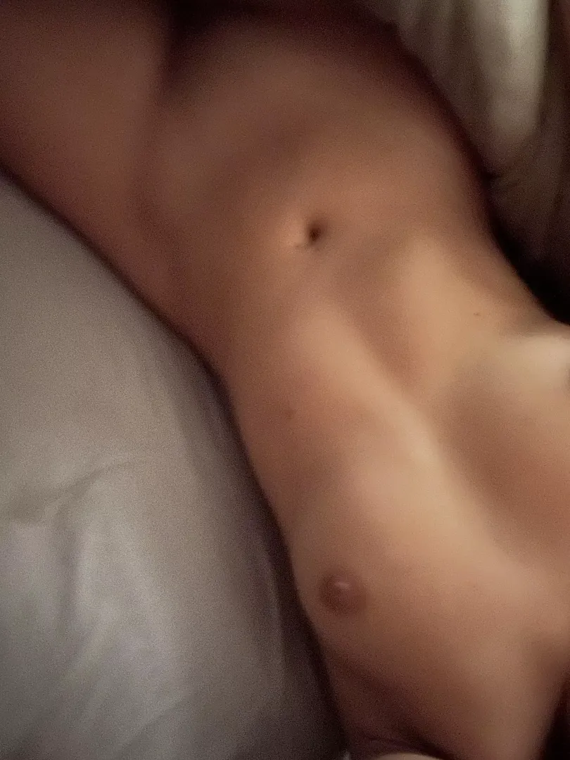 (F) What would you rate my nude body? ;)