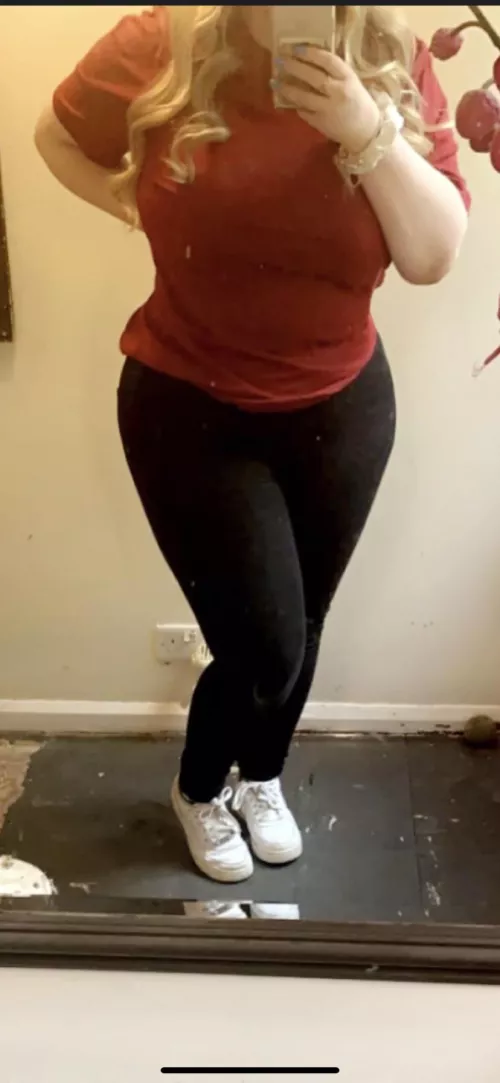 F18, house is being renovated so ignore the floor but what do you think 😋