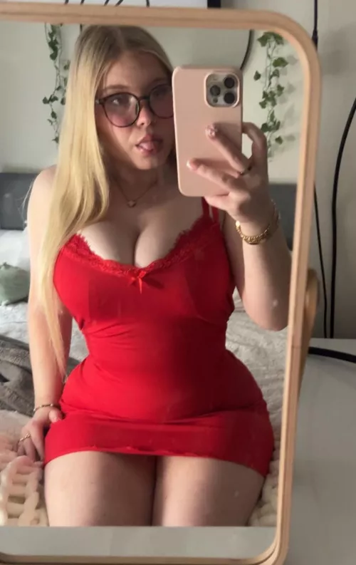 [f18]Would You Eat My Princess Part Under My Skirt Daddy?