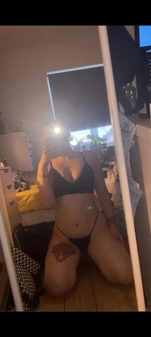 F19 🥺CHUBBY VIRGIN🥺