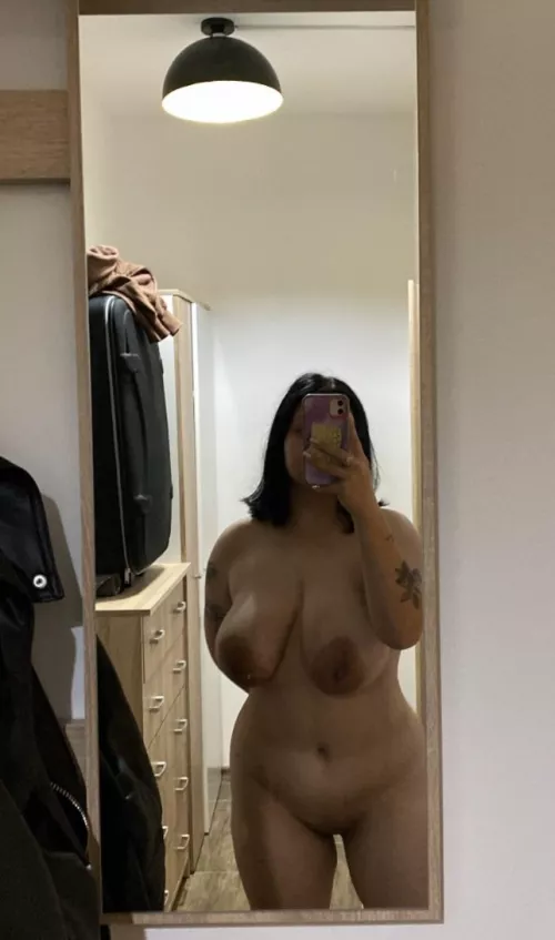 [F20,5’4”,135lb] Do you like my body?