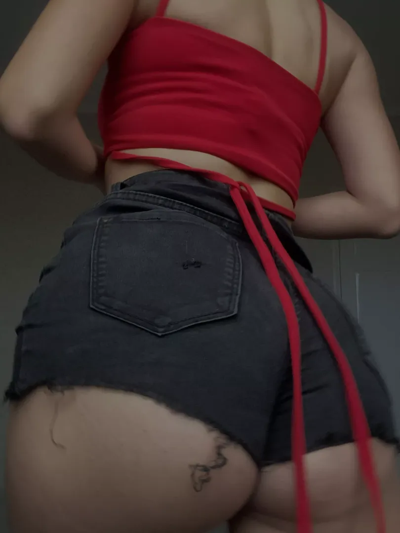 F23 my favorite shorts 🤍
