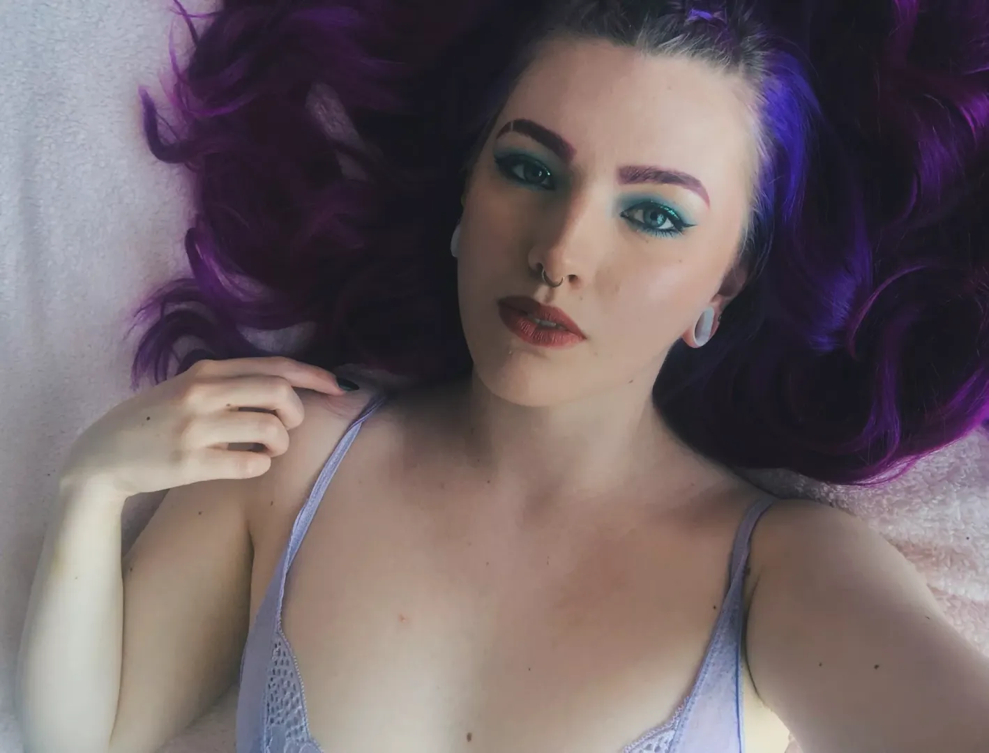 [F24] Took this selfie a few months ago. Might need to update it? I love it!