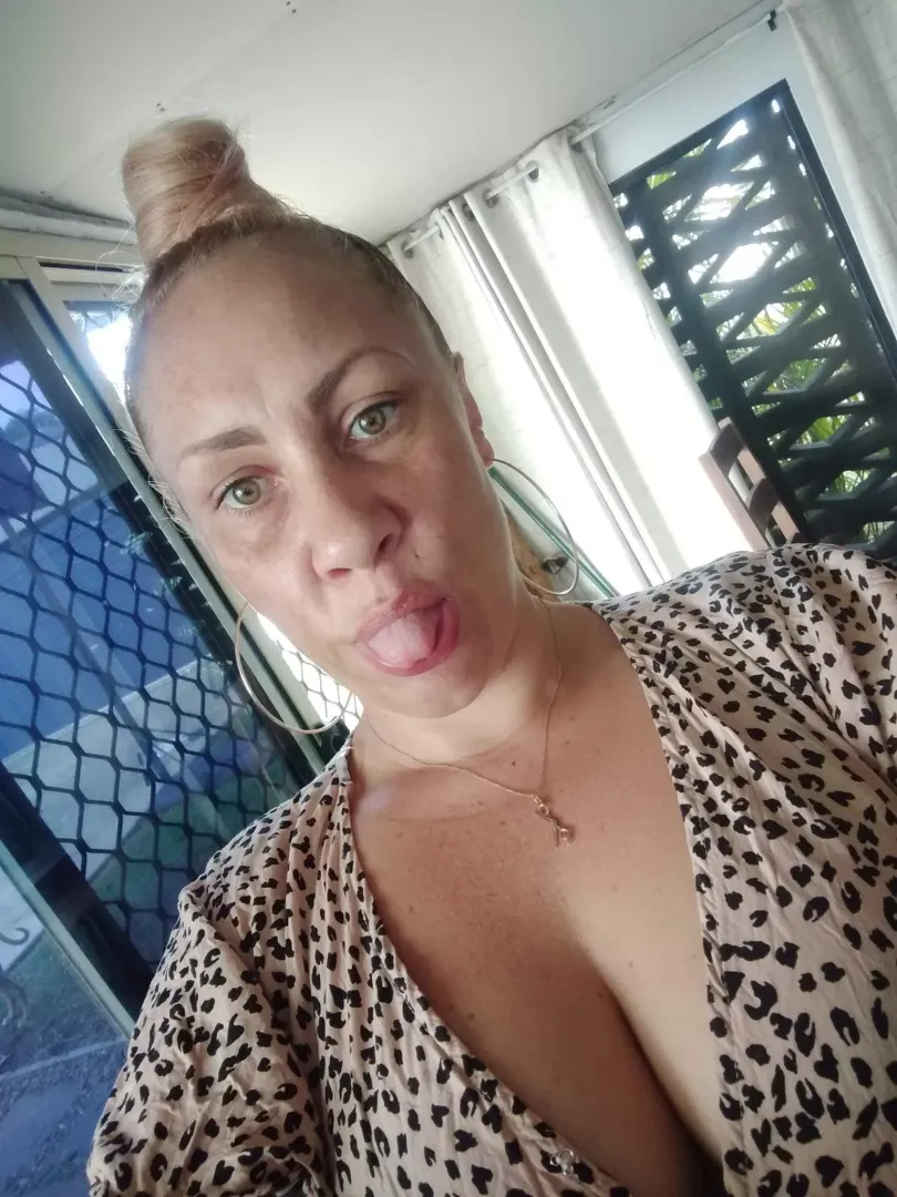 F37 😝